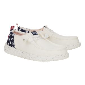43693-1TS_WENDYFUNKAMERICANASTARS_WHITE_NAVYBLAZER_PAIR_conversion1.jpg